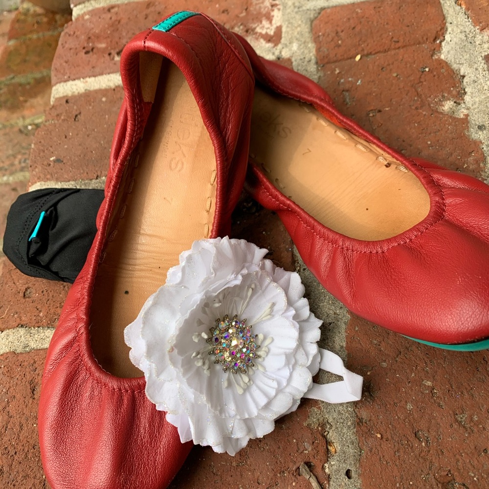 Tieks size 7 cardinal red